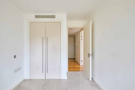 Eastfields Avenue, SW18, London - Photo 5