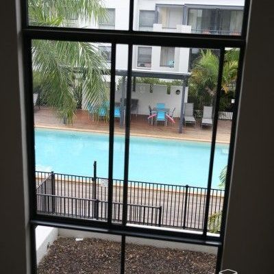 Three bedrooms apartment at central of Toowong - Photo 1