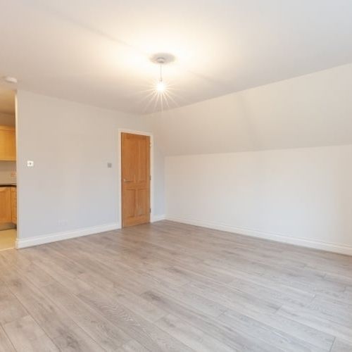 High Street, Upper Heyford - Photo 1