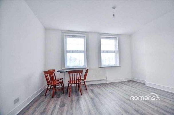 Alexandra Road, Uxbridge, UB8 - Photo 1