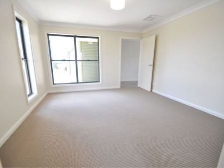 LUXURY LIVING!! - Photo 3