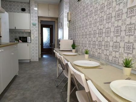 Avenida de Portugal, Madrid, Community of Madrid 28011 - Photo 5