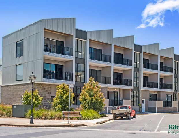 102/4-20 Jubilee Street - Photo 1