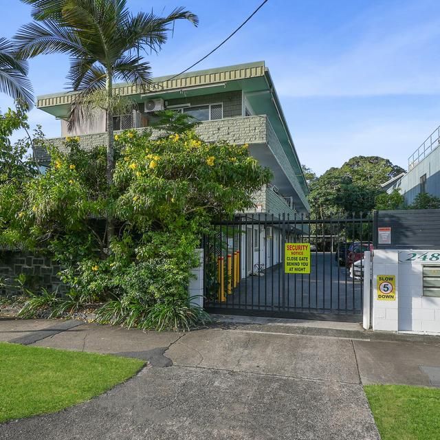 UNFURNISHED 1 BEDROOM UNIT IN CAIRNS NORTH (6 MTH LEASE) - Photo 1