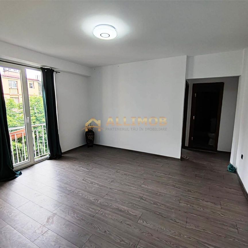 Apartament 2 camere in Ploiesti, zona ultracentrala, Piata Victoriei - Fotografie 1