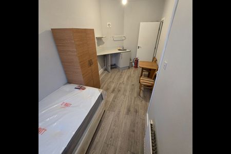 Studio Flat, London, SW16 - Photo 4