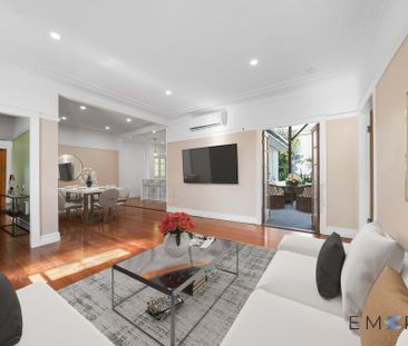 35 East St, Camp Hill QLD 4152 - House For Rent | Domain - Photo 1