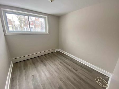 242 Johnson St, Unit 106, Kingston, ON - Photo 3