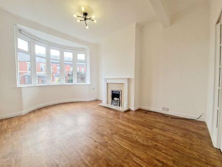 3 bedroom terraced house to rent - Photo 2