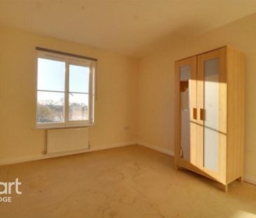 6 bedroom detached house to rent - Photo 5