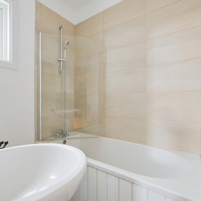 2 bedroom detached house to rent - Photo 1