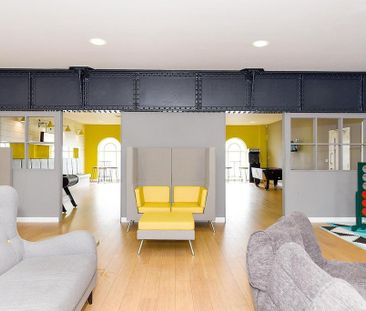Studio to rent - Photo 1