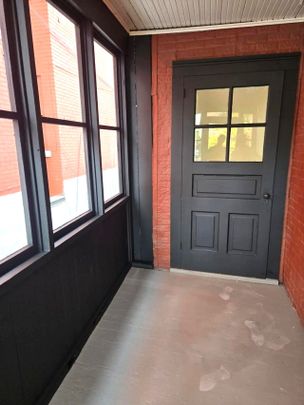 For Lease - 158 St Andrew Street Unit# 1, Lower Town - Sandy Hill, Ontario - Photo 1