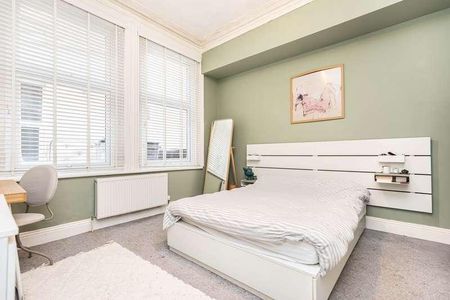 St Johns Road. Bournemouth, BH5 - Photo 4