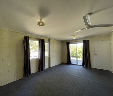 3 Bedroom Family Home with Two Bay Shed - Photo 2