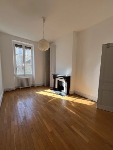 Location Appartement 4 pièces 104m² GRENOBLE 38000 - Photo 3