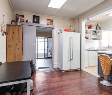 Room to move! - Photo 2