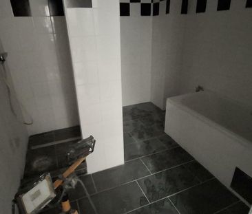 Neusanierte Wohnung mit Jahresbeginn startbereit- wird gerade kompl... - Photo 6