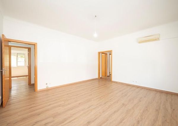 Apartamento T3 em Lisboa