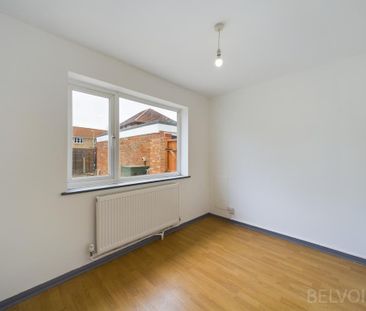 2 bedroom semi-detached house to rent - Photo 3