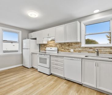 For Lease - 176 Sydenham Street Unit# Upper, Cobourg, Ontario - Photo 2