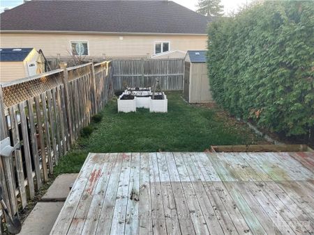 For Lease - 1577 Duplante Avenue, Orleans - Cumberland and Area, Ontario - Photo 4