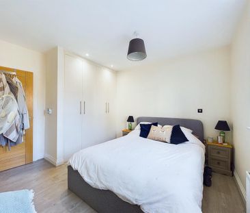 2 bedroom apartment to rent - Photo 3