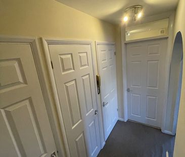 1 Bed Flat, Croham Road, CR2 - Photo 3