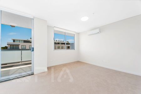 Modern 1 bedroom apartment close to amenities for lease - Photo 3