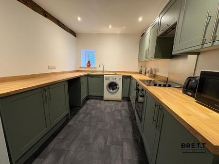 3 bedroom flat to rent - Photo 2