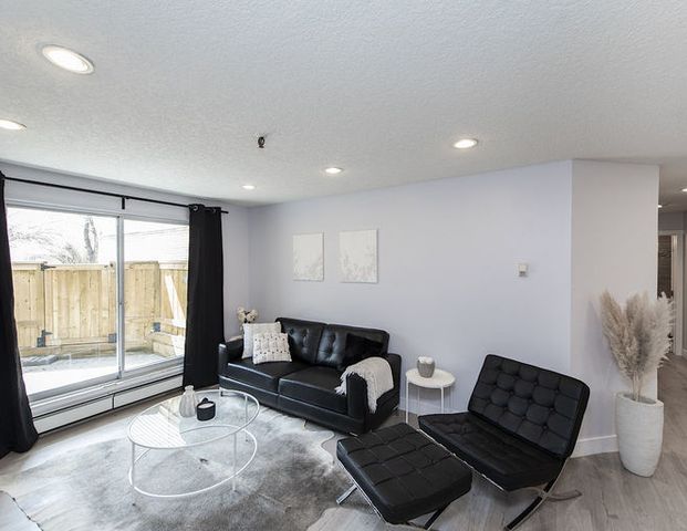 Professional Condo in Mission/Cliff Bungalow | #105, 540 18th Ave SW, Calgary - Photo 1