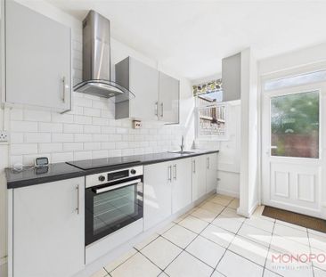 3 bedroom terraced house to rent - Photo 6