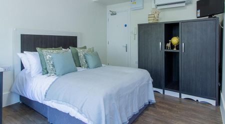 Studio to rent - Photo 2