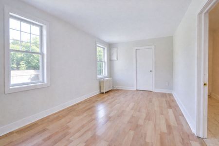 For Lease - 280 Bells Lane Unit# 1, Innisfil, Ontario - Photo 3
