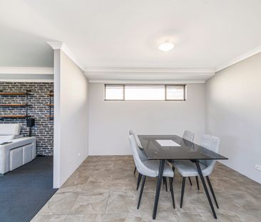 Perfectly Presented - Photo 3