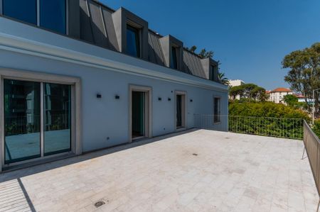 3 Bedroom Apartment with garden, Monte Estoril, Cascais - Photo 2