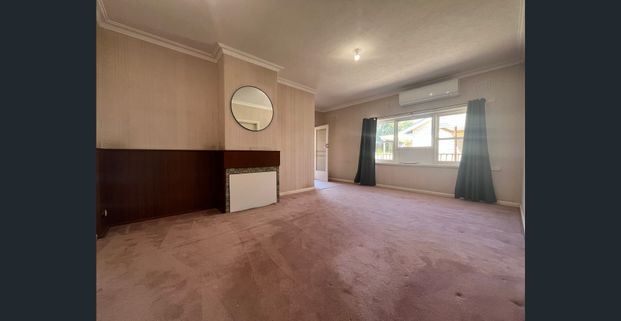 Neat and Tidy Spacious Unit - Photo 1