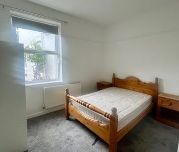 1 Bed Flat, Edgbaston, B16 - Photo 2