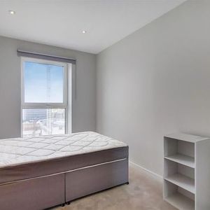 1 Bed Flat, Glasshouse Gardens, E20 - Photo 2