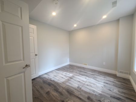 For Lease - 32 Dennis Drive, Ajax, Ontario - Photo 4