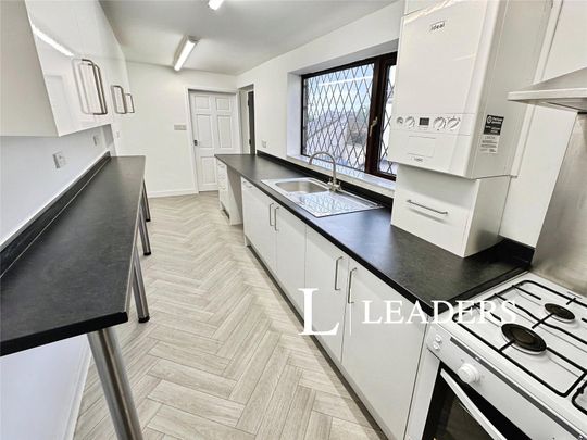 3 bedroom house to rent Heber Street, Stoke-on-Trent, Staffordshire, ST3 - Photo 1