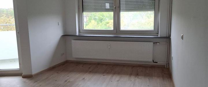 Helle Einzimmerwohnung in Düsseldorf mit Balkon - Foto 1