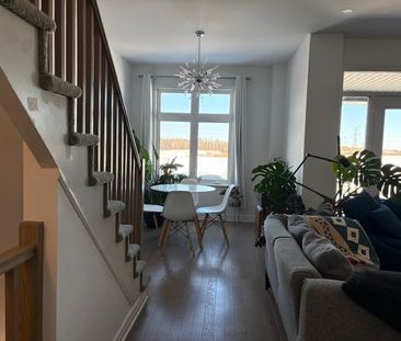 For Lease - 42 VERGLAS Lane, Orleans - Convent Glen and Area, Ontario - Photo 2