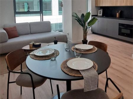 Piso de alquiler en Avenida del Cerro del Águila, 11, Polígono Industrial Sur - Photo 4