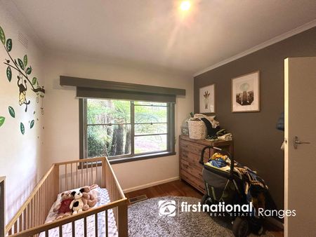 Family Comfort with Space to Grow - Photo 4