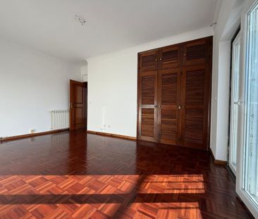 Lisboa, Lisbon 2790-348 - Photo 1