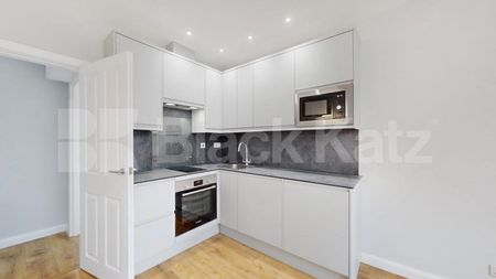 Newly refurbished one bed within walking distance to Paddington & Bayswater - Photo 5