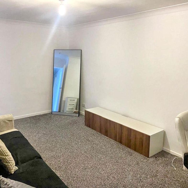 Haydon Close, Red House Farm, Newcastle upon Tyne, Tyne and Wear, NE3 2BZ - Photo 1