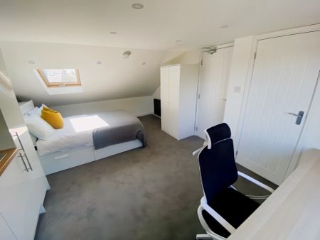 Ensuite - Photo 3