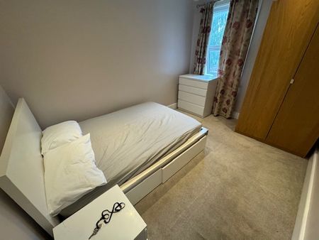 Room in a Shared House, London, SW16 - Photo 3